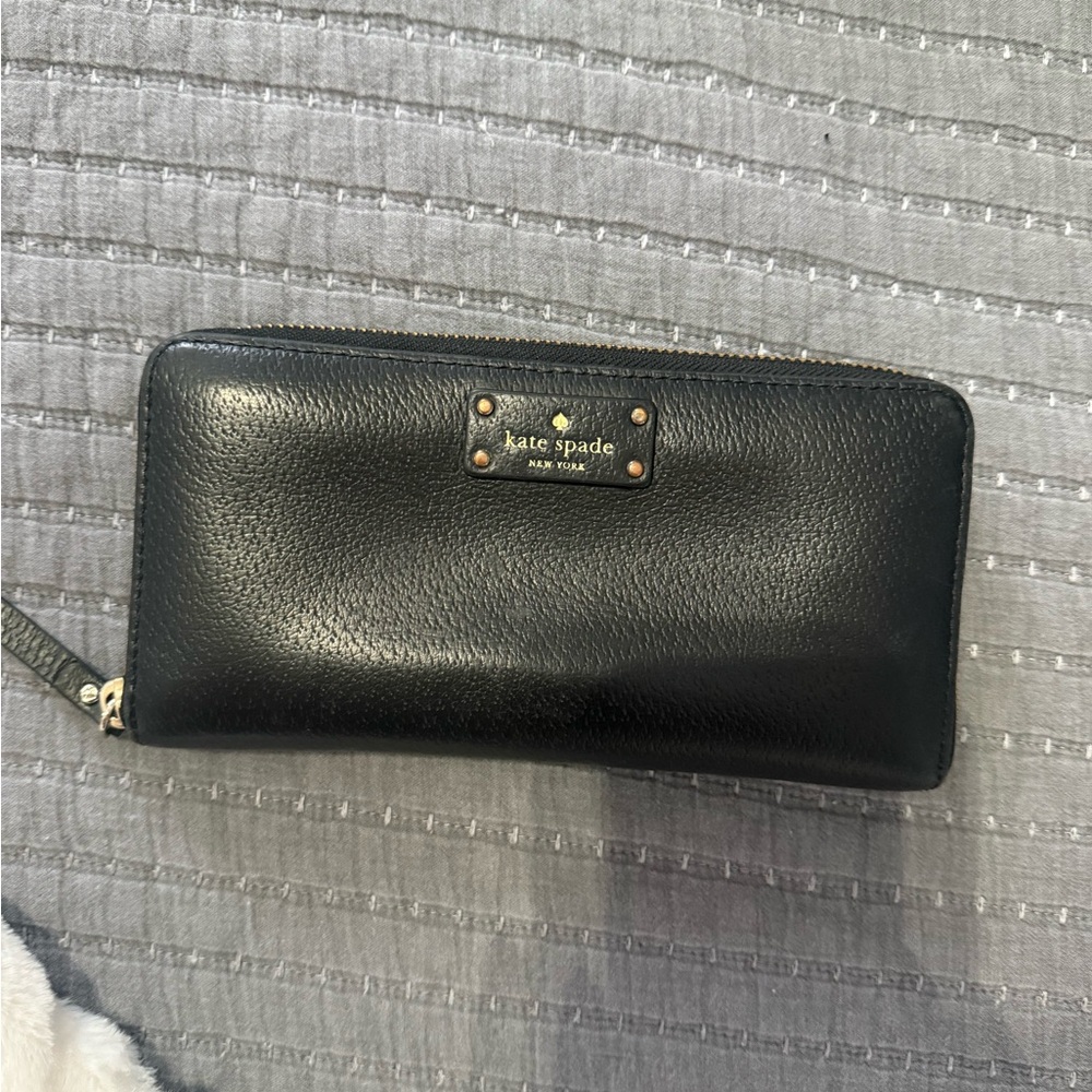 Kate Spade Black Zip Wallet
